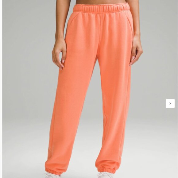 Lululemon Scuba Mid-Rise Oversized Jogger - Coral Kiss - Picture 1 of 5